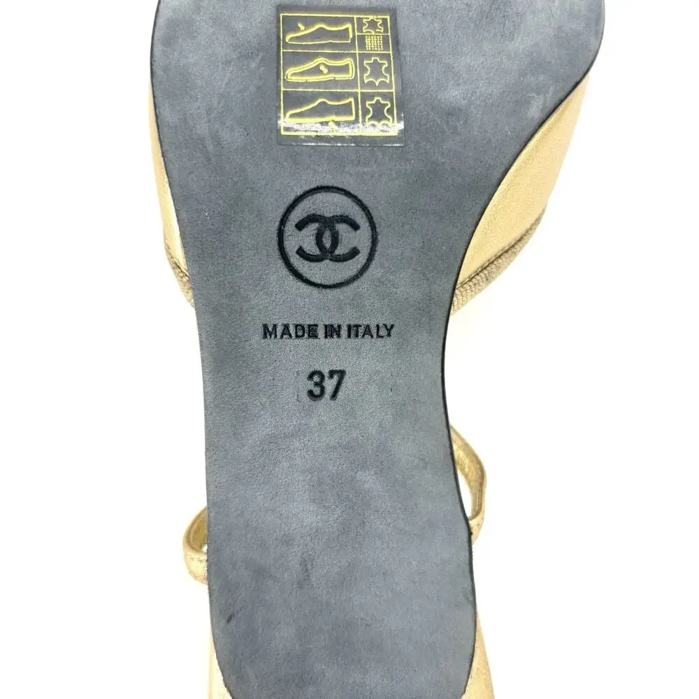 Vintage Chanel CC Logo Bow Cap Toe Slingback Pumps 37